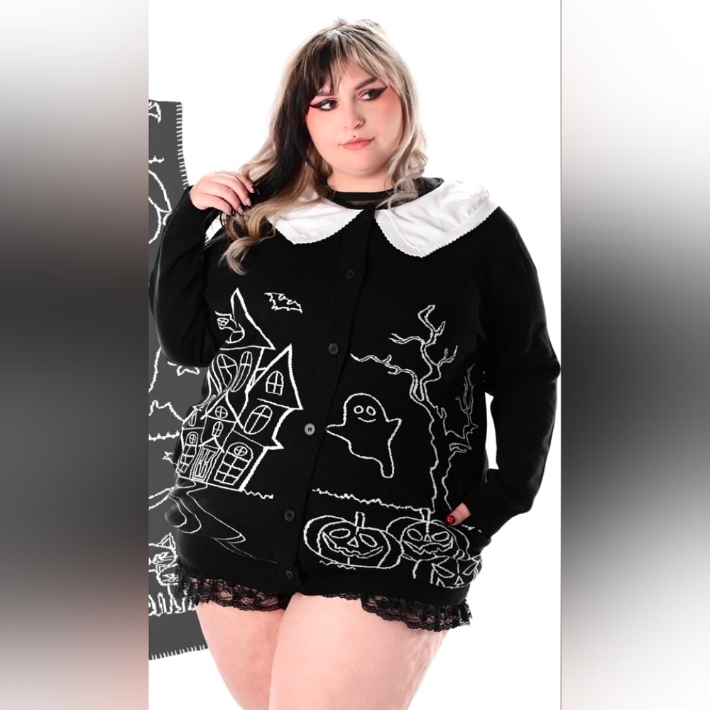 Foxblood Haunted House With Collar Cardigan